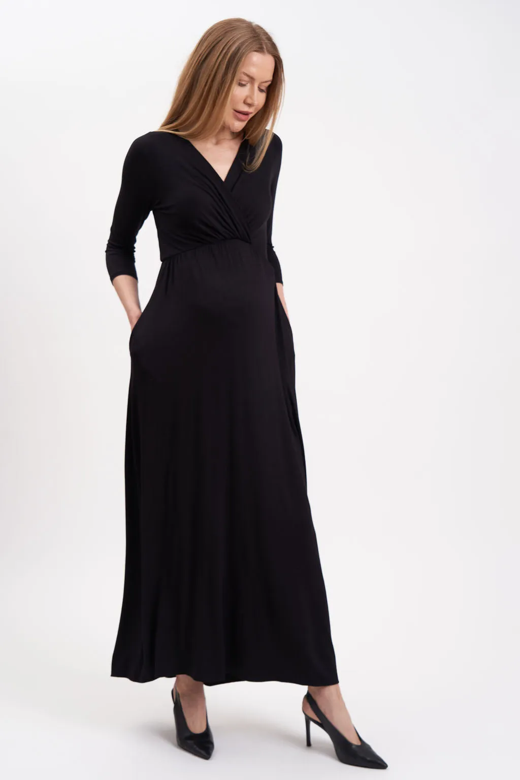3/4 Sleeve V-Cut Maternity Maxi Dress