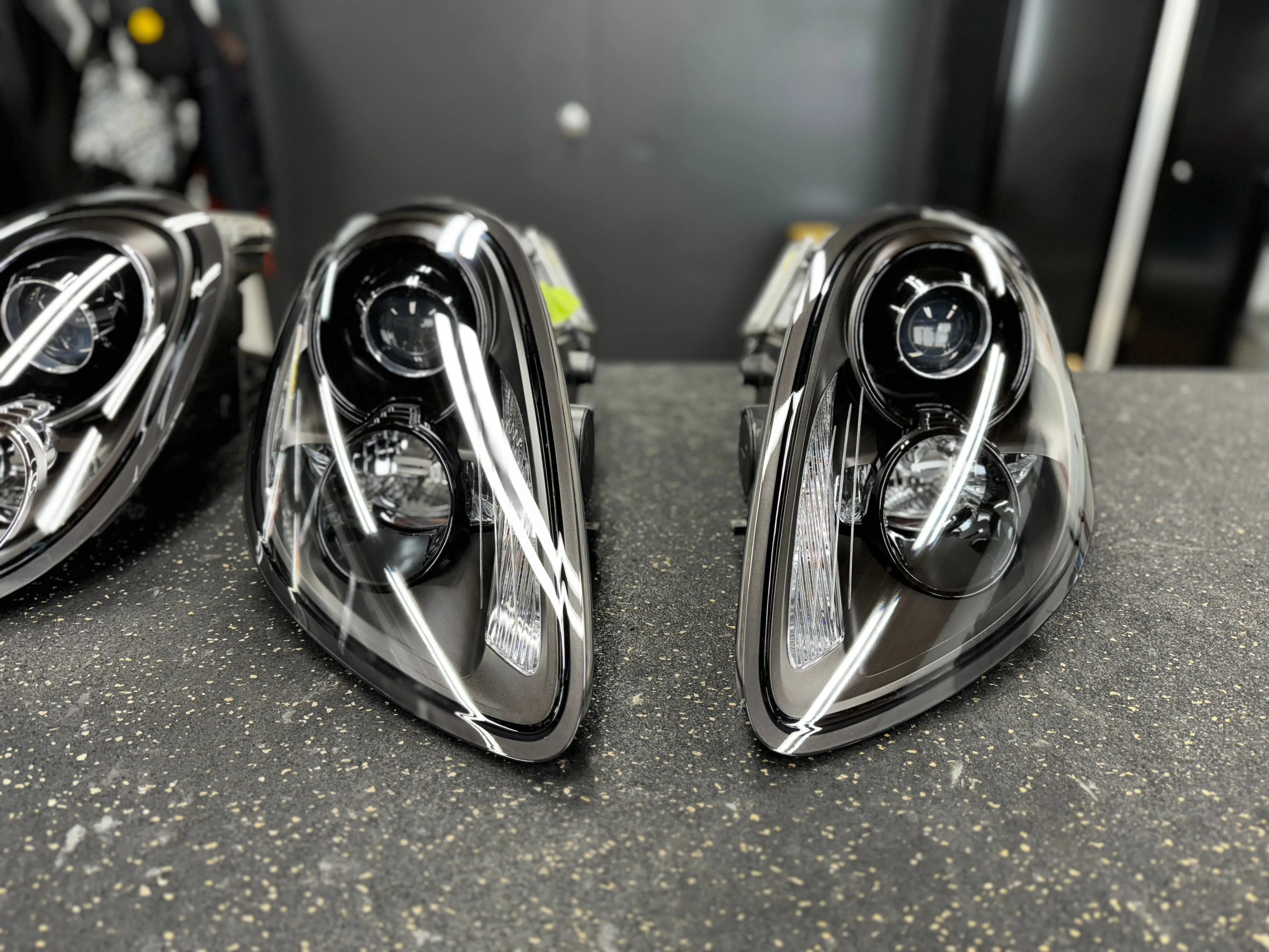 Porsche Cayman / Boxster 981 Headlight Lens Replacement Service
