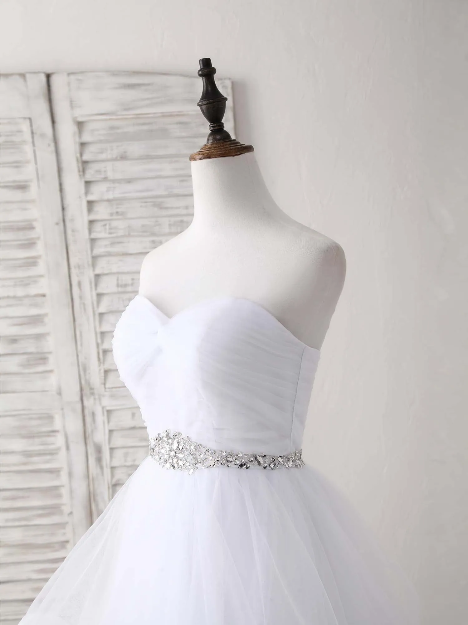 White Sweetheart Neck Tulle Long Prom Dress White Formal Graduation Dress